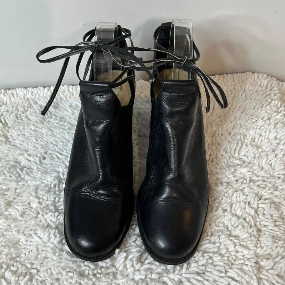 Steve Madden Vintage Chunky Heel Open Side Lace Ankle Closed Toe Bootie Black 8.